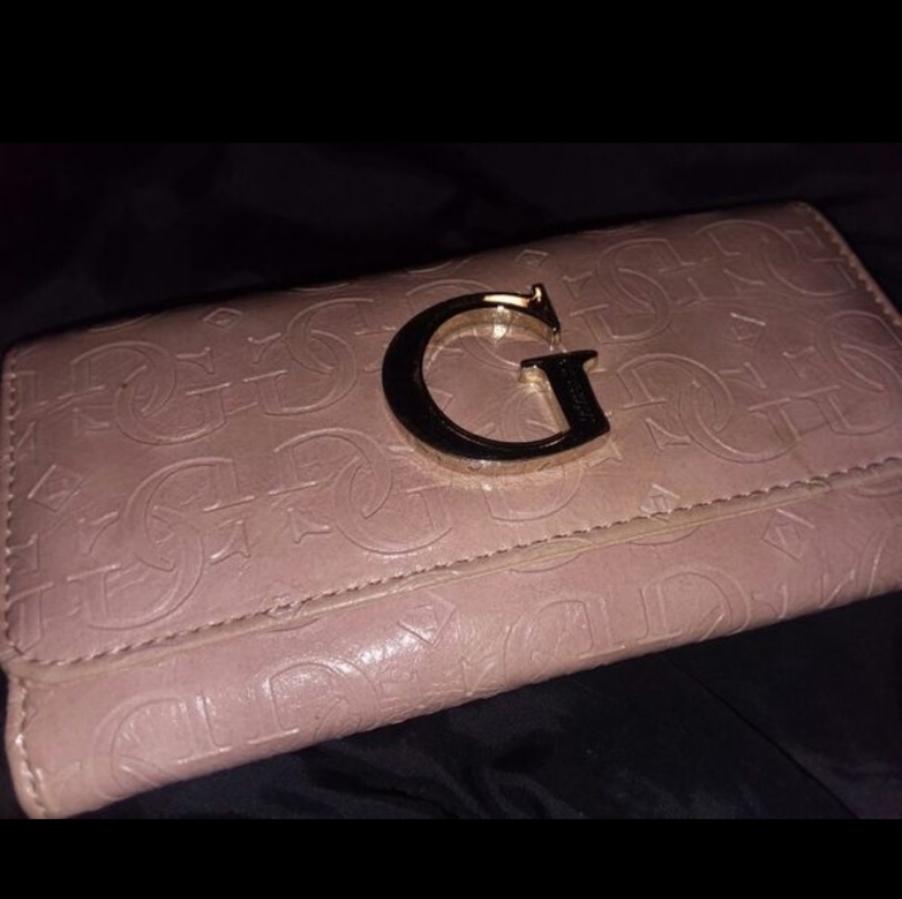 Guess Wallet